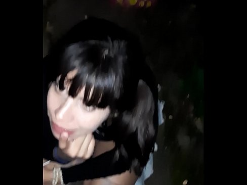 ❤️ Na ulici natečen penis u zamjenu za slatkiše Jebanje na hr.pornfuror.ru ❌️